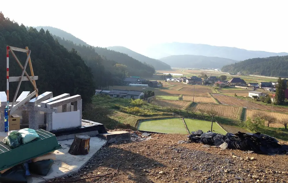 祈りと供養の標 しるべ いよいよ工事始まりました